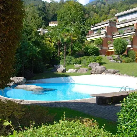 Sleeps 5 Pool Wifi * Minusio
