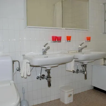 Διαμέρισμα Sleeps 5 Pool Wifi